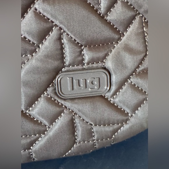 LUG Quilted Shoulder Bag/Crossbody RFID - Picture 3 of 7